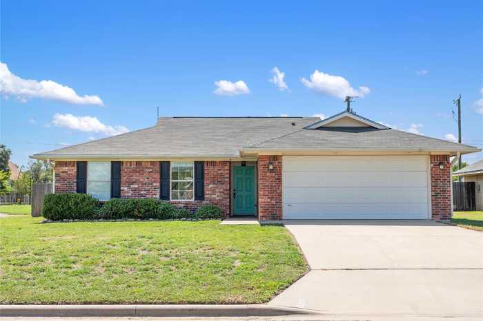 photo 1: 2207 8th Street, Brownwood TX 76801