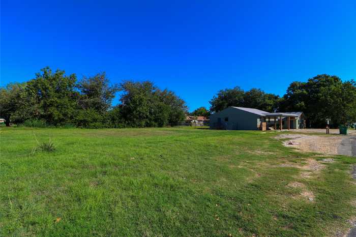 photo 38: 811 W Oak Street, Stephenville TX 76401