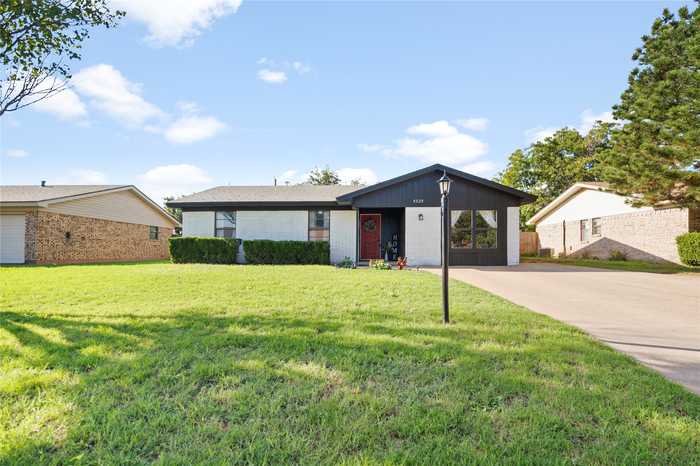 photo 2: 5325 Fairmont Street, Abilene TX 79605