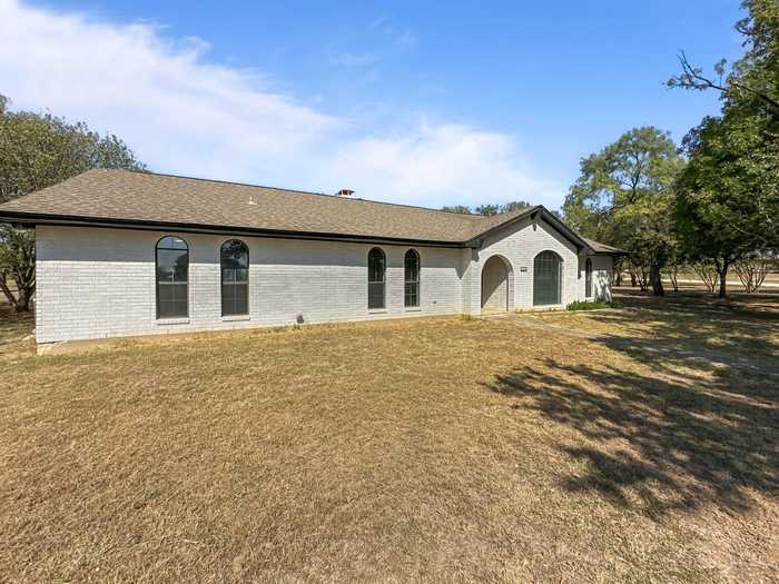 photo 2: 100 Bluebird Lane, Runaway Bay TX 76426