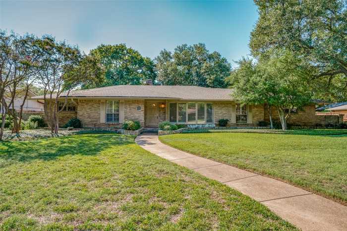 photo 1: 3740 Waldorf Drive, Dallas TX 75229