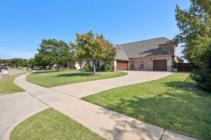 photo 39: 725 Meandering Woods Drive, Keller TX 76248