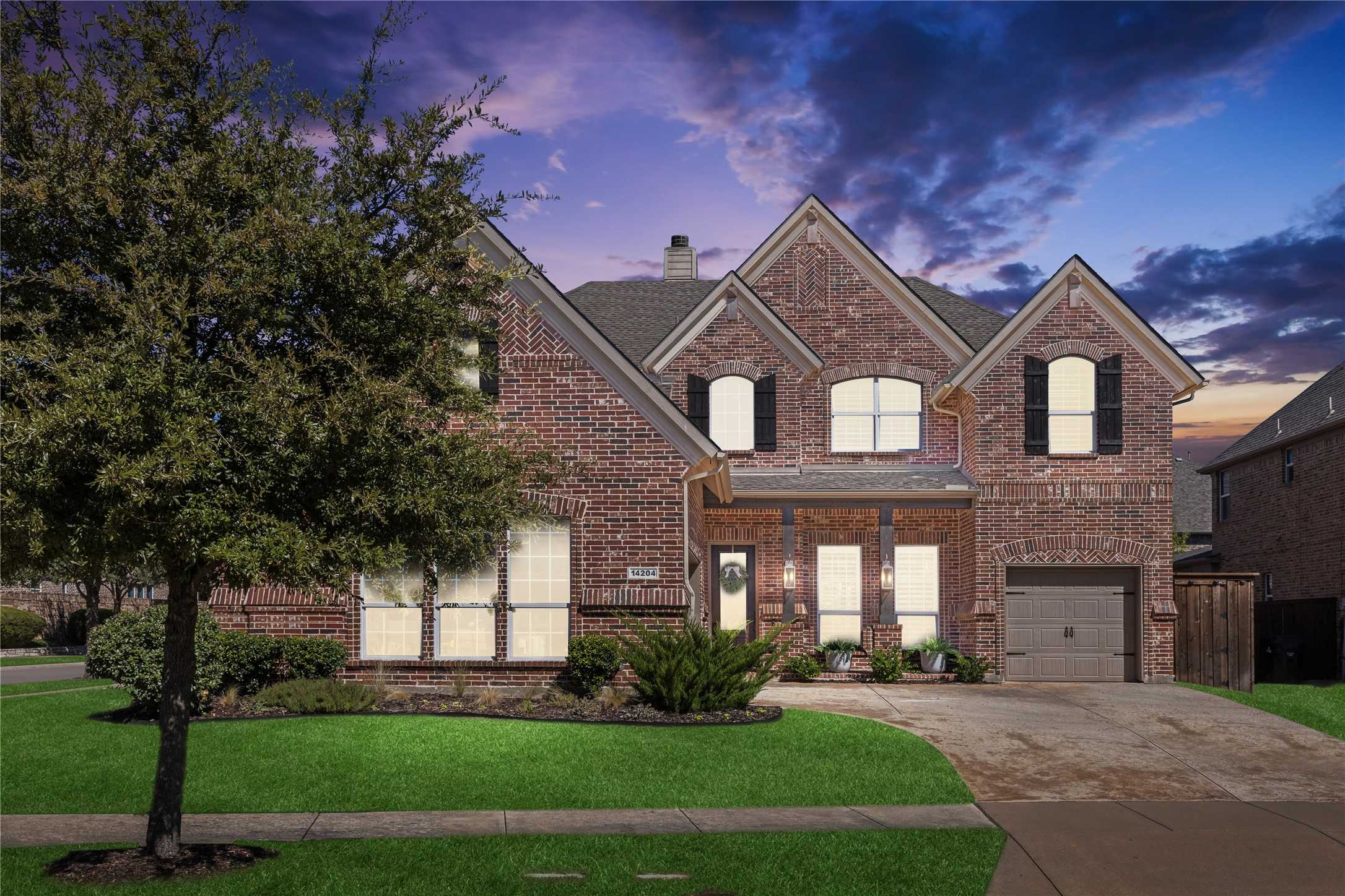 photo 2: 14204 Russell Road, Frisco TX 75035