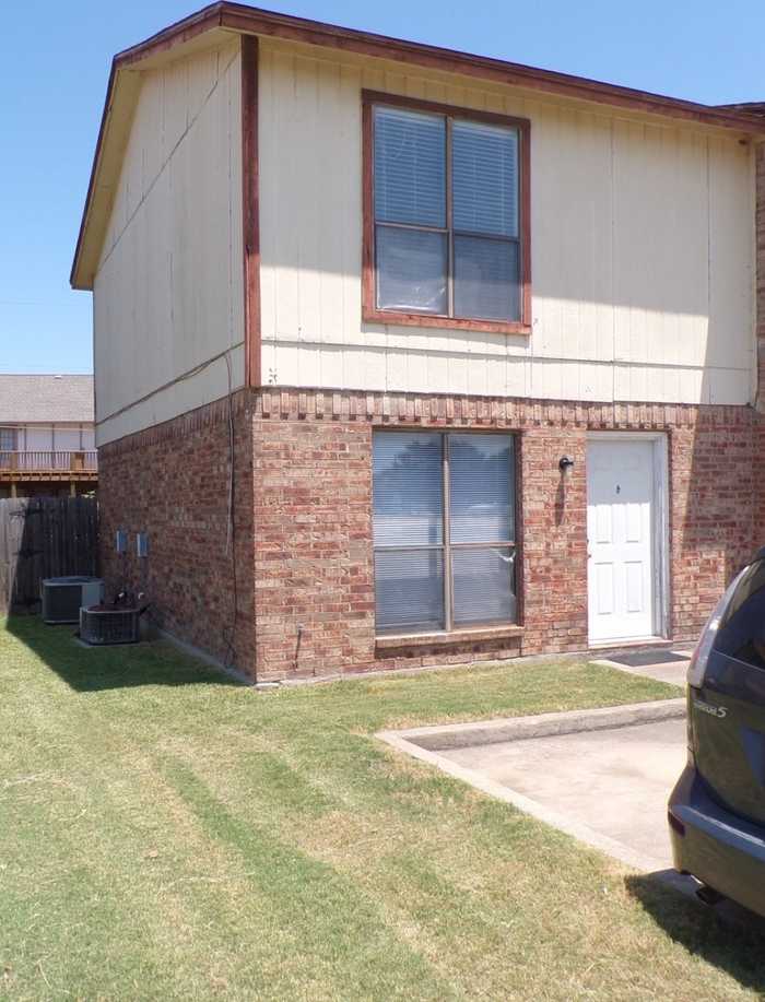 photo 2: 805 Bluebonnet Drive, Keller TX 76248