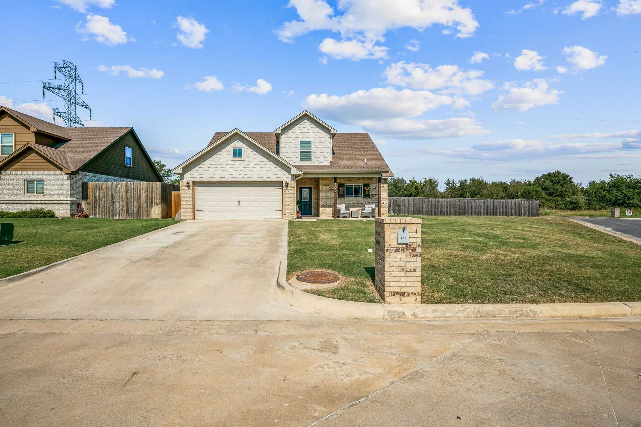 photo 3: 102 Bear Hollow, Stephenville TX 76401