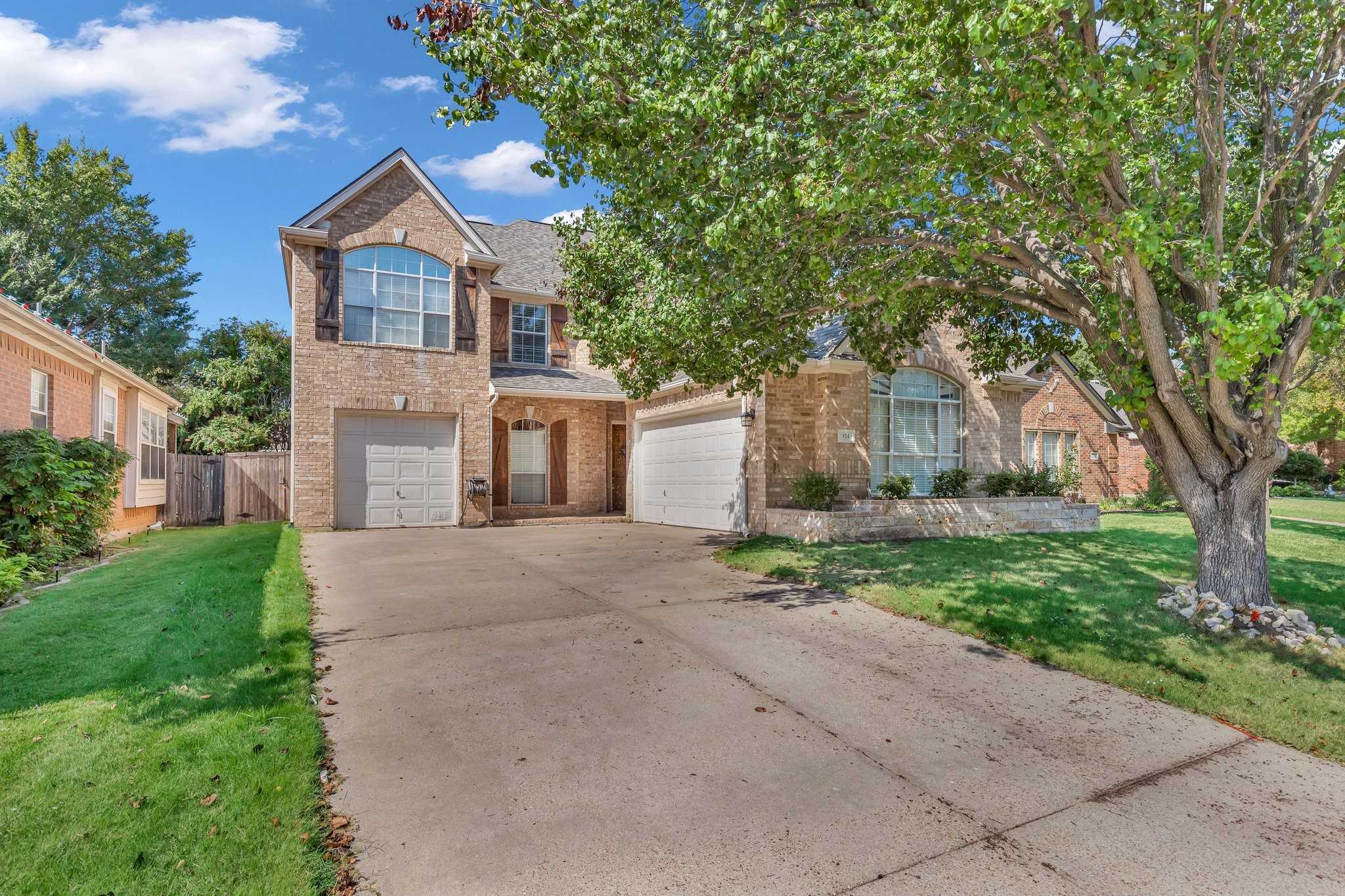 photo 3: 524 Arcadia Drive, Keller TX 76248