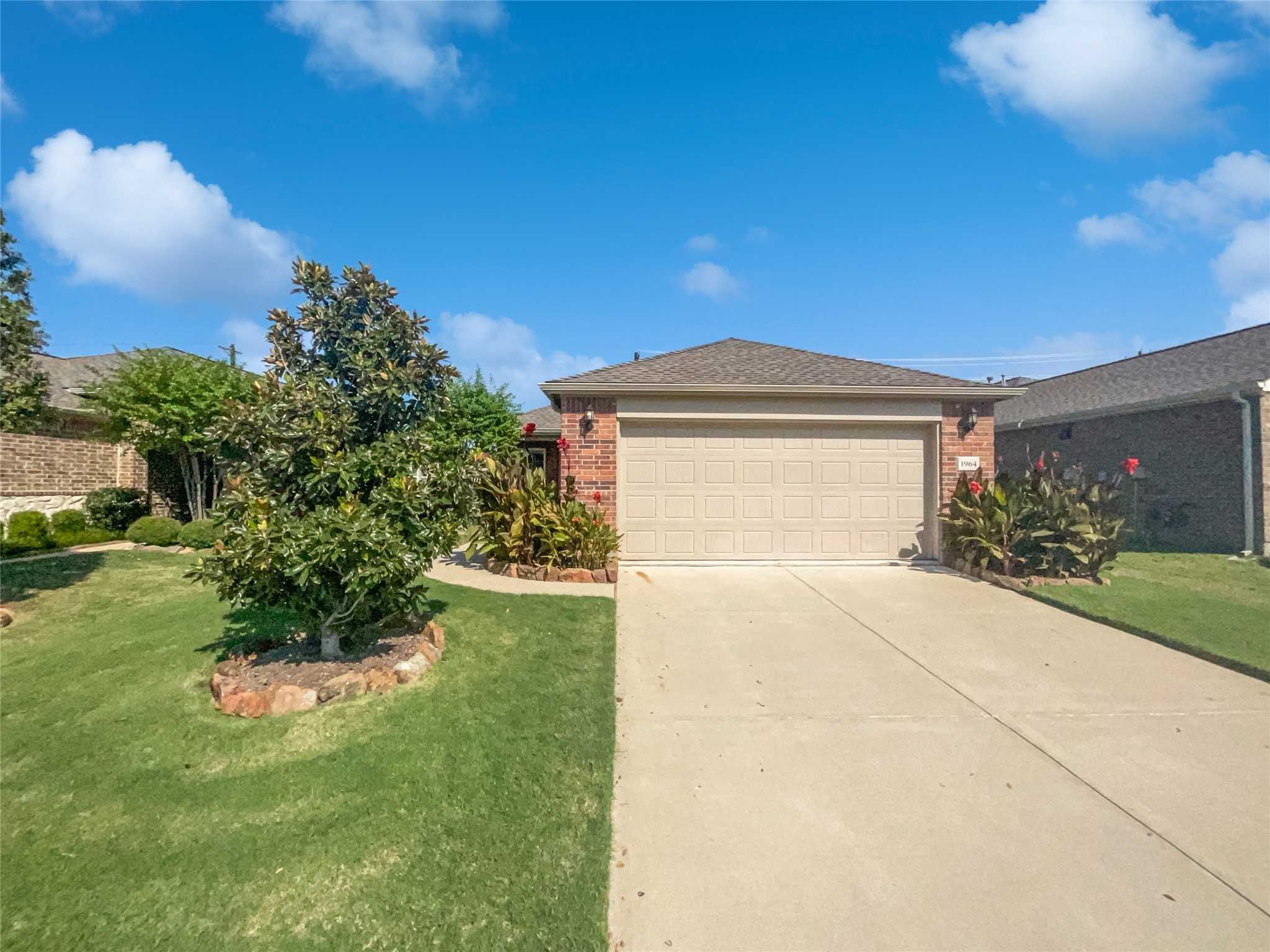 photo 1: 1964 Marsh Point Drive, Frisco TX 75036