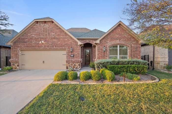 photo 2: 721 Avignon Trail, Keller TX 76248