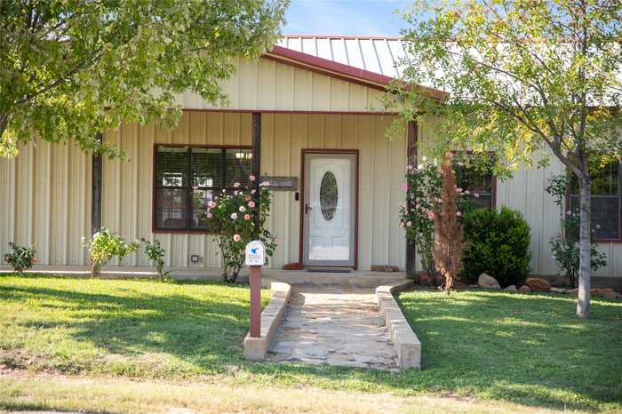 photo 2: 2305 Avenue B, Brownwood TX 76801