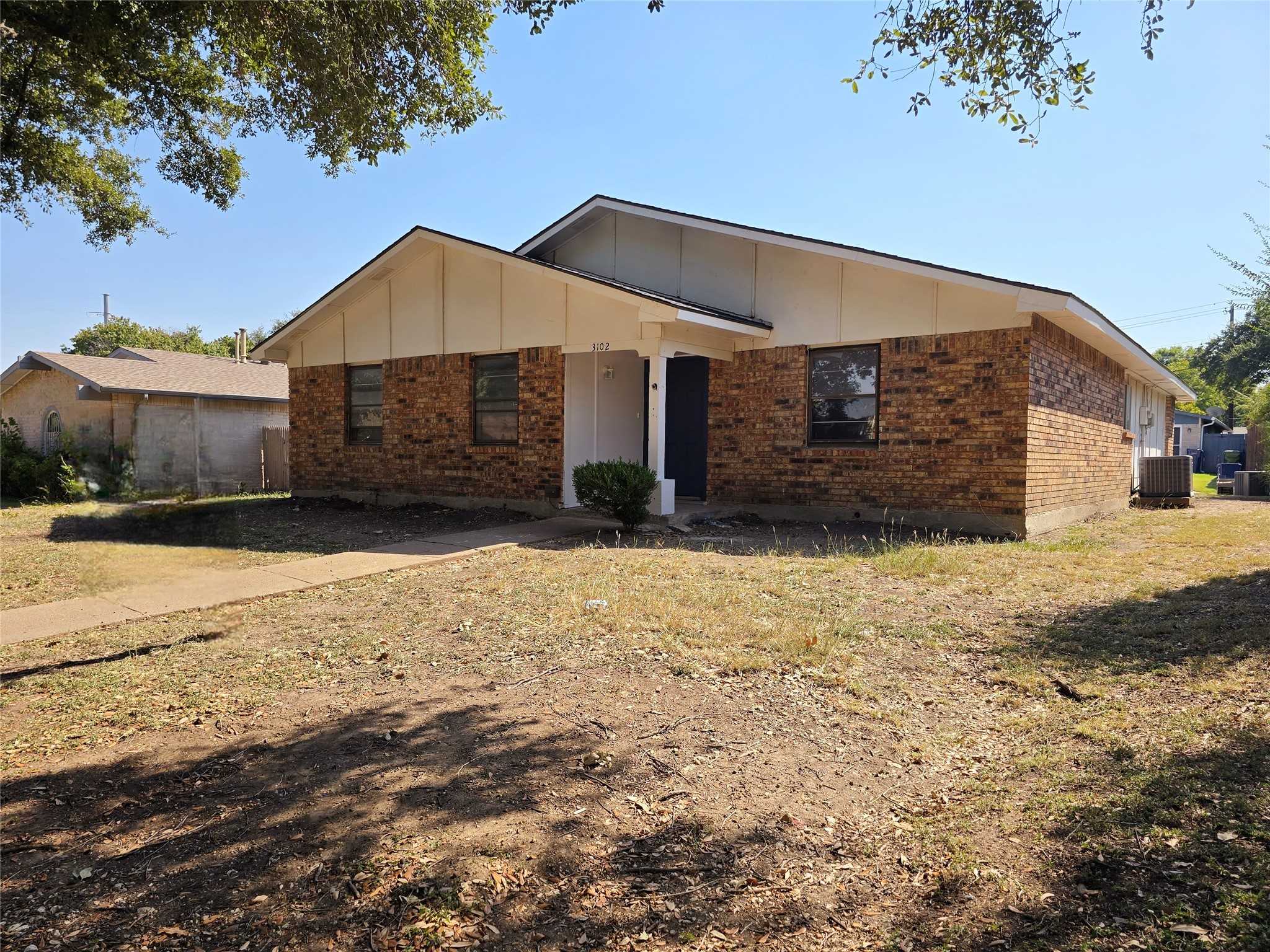 photo 2: 3102 Silverdale Lane, Garland TX 75044