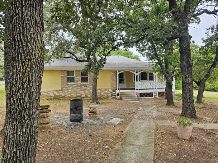 photo 1: 8053 County Road 605, Brownwood TX 76801