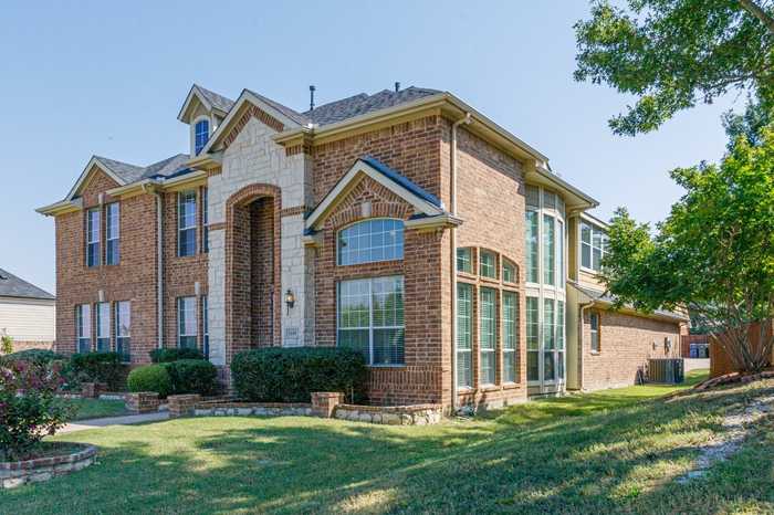 photo 2: 2610 Chesterfield Road, Garland TX 75043