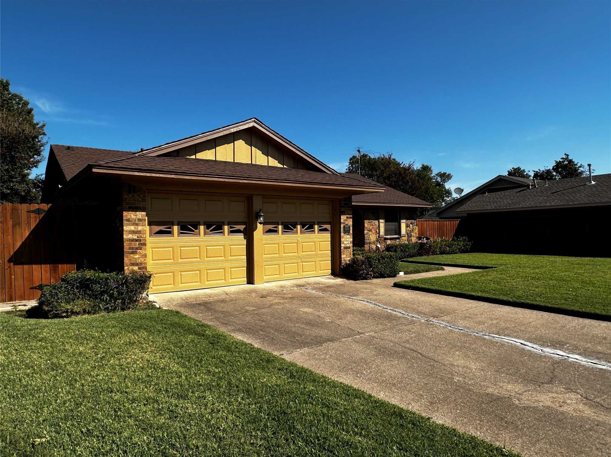 photo 3: 3505 Lamesa Drive, Garland TX 75041