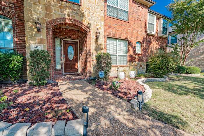 photo 2: 1414 Stagecoach Way, Frisco TX 75033