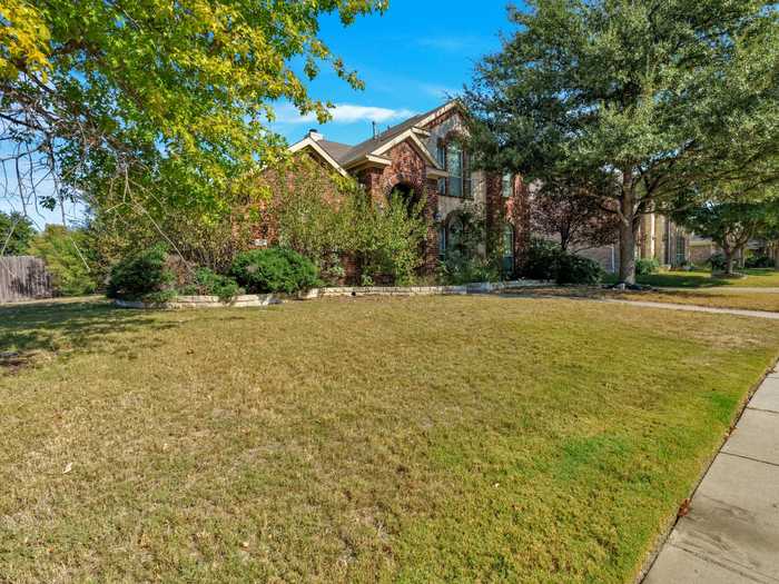 photo 1: 1602 Lagonda Lane, Frisco TX 75033