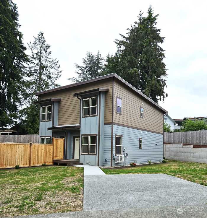 photo 1: 3671 Pine Road NE, Bremerton WA 98310