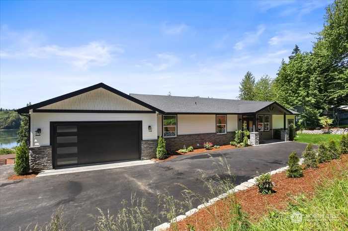 photo 1: 190 E Shorecrest Drive, Shelton WA 98584