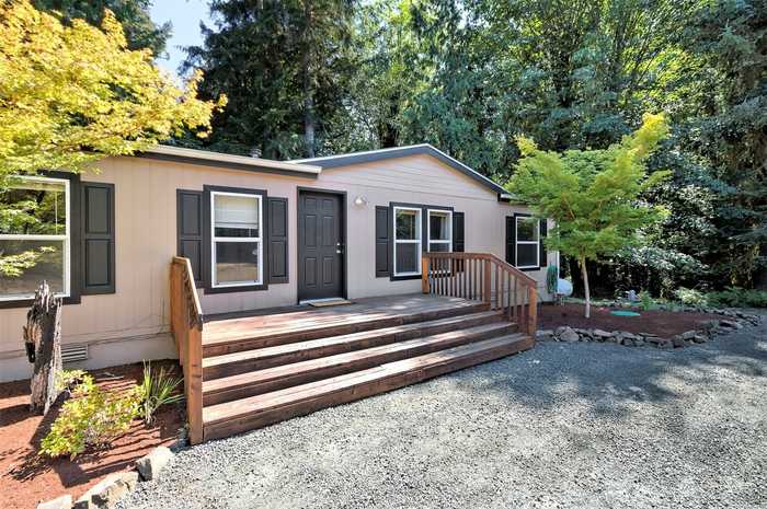 photo 1: 101 E Herron Place, Shelton WA 98584