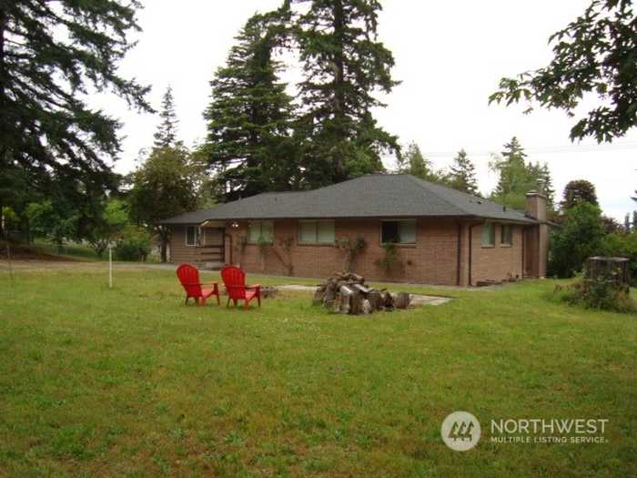 photo 2: 5401 Harlow Drive, Bremerton WA 98312