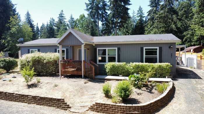 photo 1: 581 E Dartmoor Drive, Shelton WA 98584