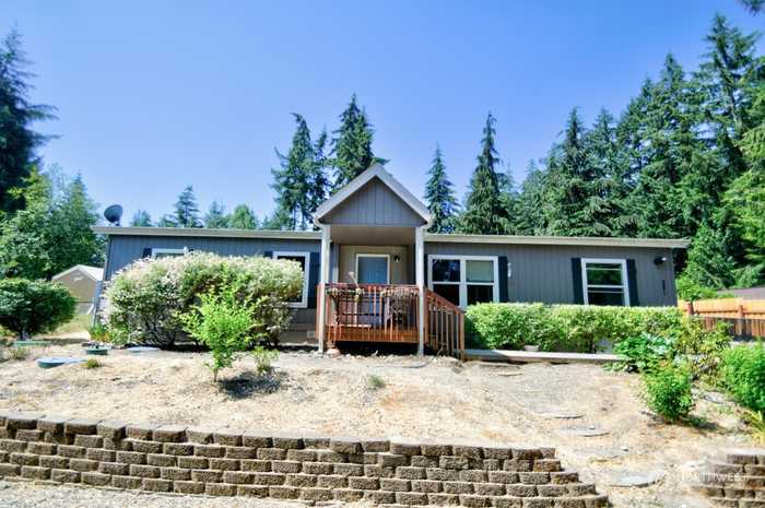 photo 2: 581 E Dartmoor Drive, Shelton WA 98584