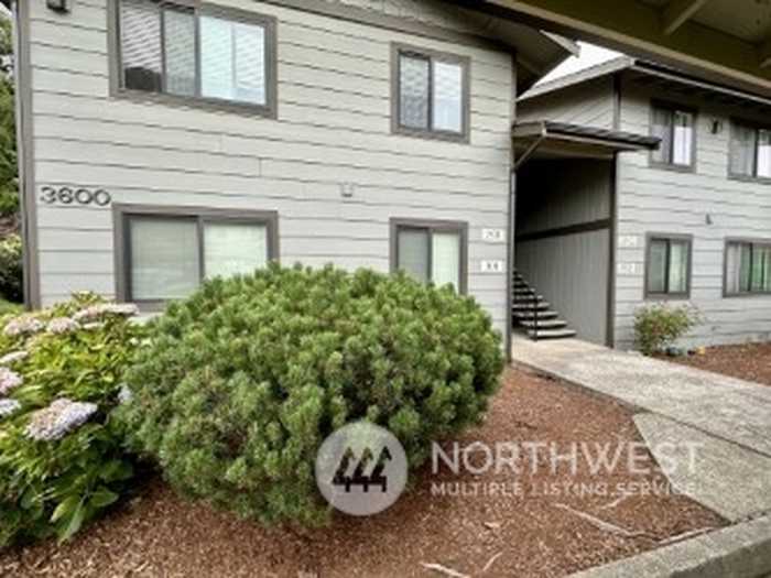 photo 1: 3600 Narrows View Lane NE Unit 101, Bremerton WA 98310