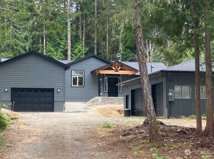 photo 1: 720 E Ballantrae Drive, Shelton WA 98584