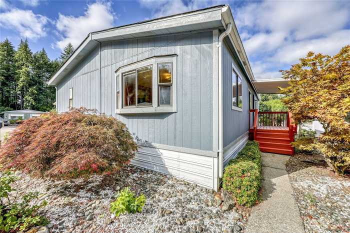 photo 2: 146 Sereno Circle Drive, Bremerton WA 98312