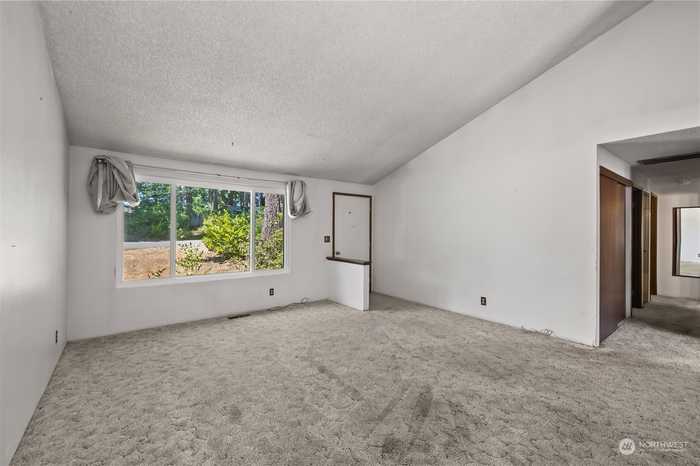 photo 2: 61 E Maple Drive, Shelton WA 98584