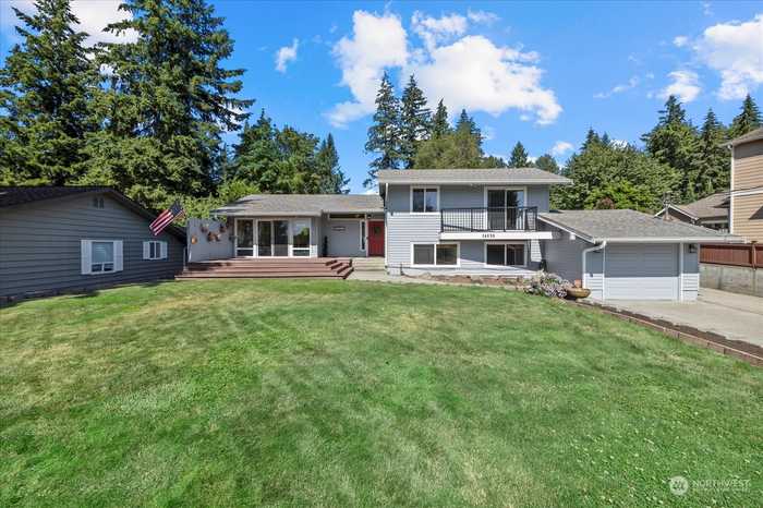 photo 1: 14630 SE 267th Street, Kent WA 98042