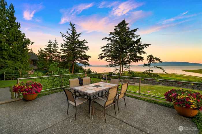 photo 1: 1481 Island View Drive, Bellingham WA 98225