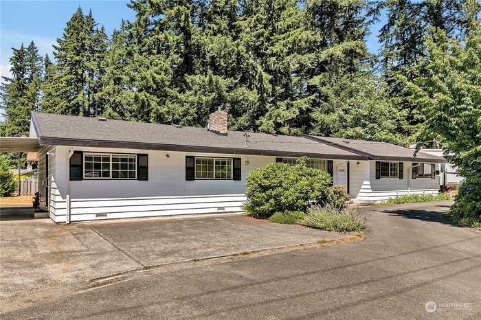 photo 1: 18006 SE 256th Street, Kent WA 98042