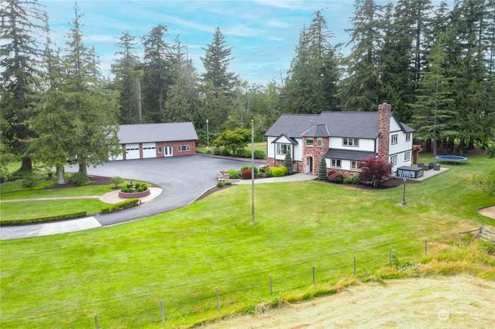 photo 1: 830 Kline Road, Bellingham WA 98226