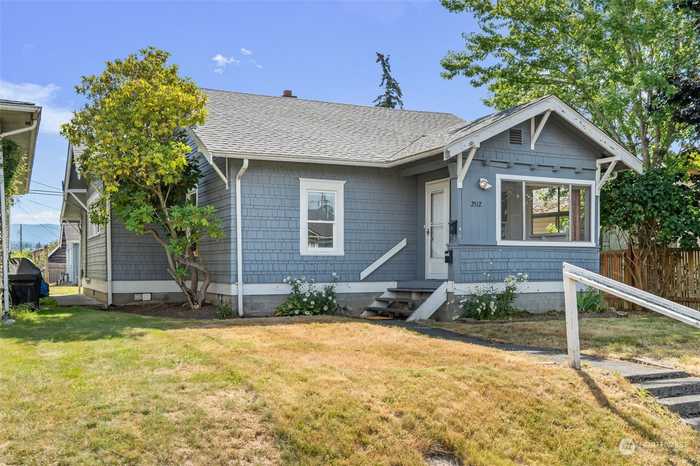 photo 1: 2512 Franklin Street, Bellingham WA 98225