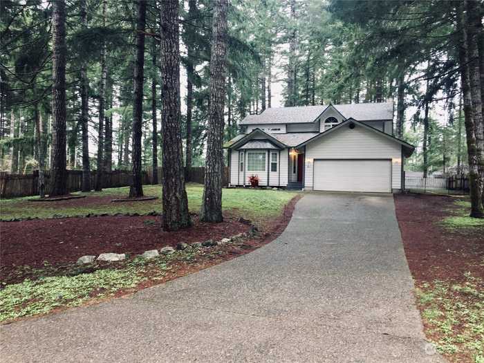 photo 1: 21 SE Shadowood Boulevard, Shelton WA 98584