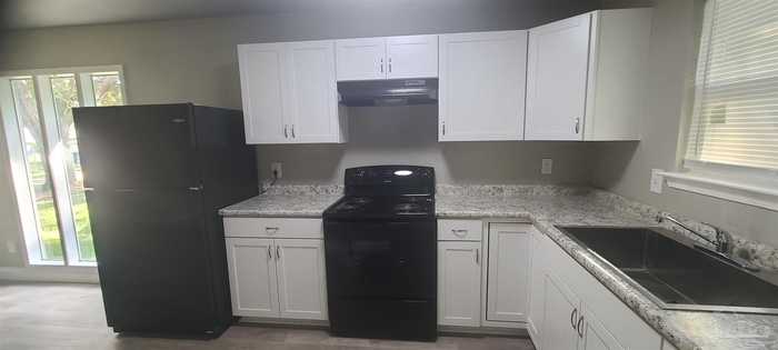 photo 2: 1365 Toni St, Pensacola FL 32504