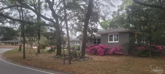 photo 1: 3333 N 17th Ave, Pensacola FL 32503