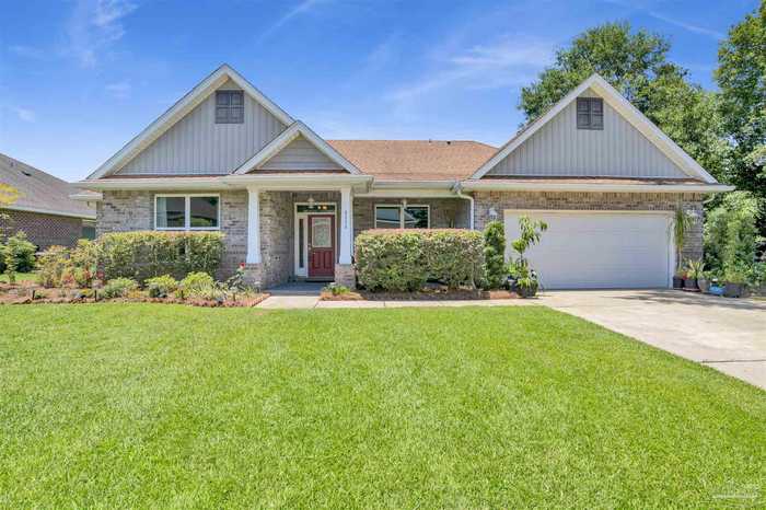 photo 1: 6114 Basswood Blvd, Pensacola FL 32526