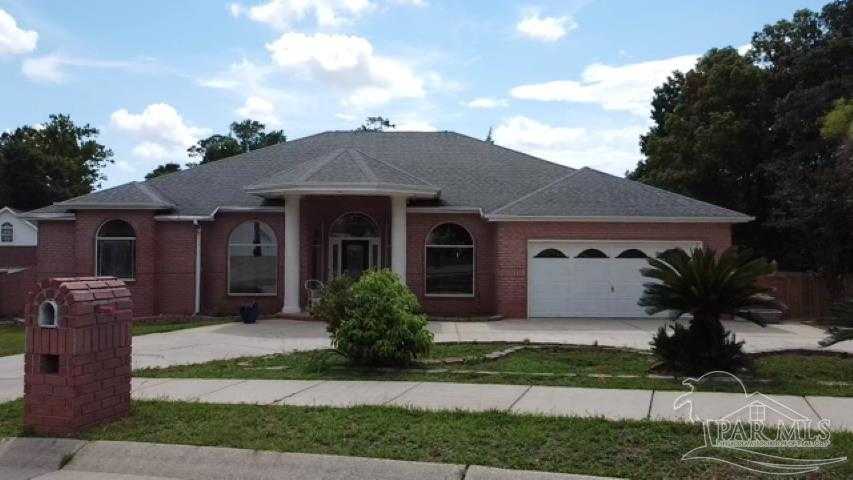 photo 1: 5965 Creekside Cir, Pensacola FL 32504