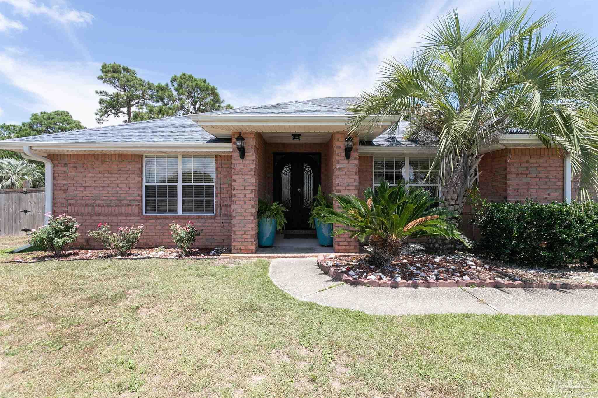 photo 1: 6052 Electra Ln, Pensacola FL 32507