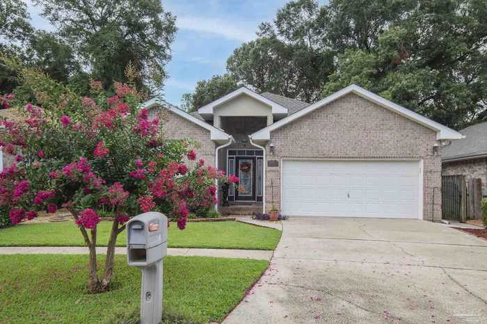 photo 2: 1013 Patriot Pl, Pensacola FL 32534