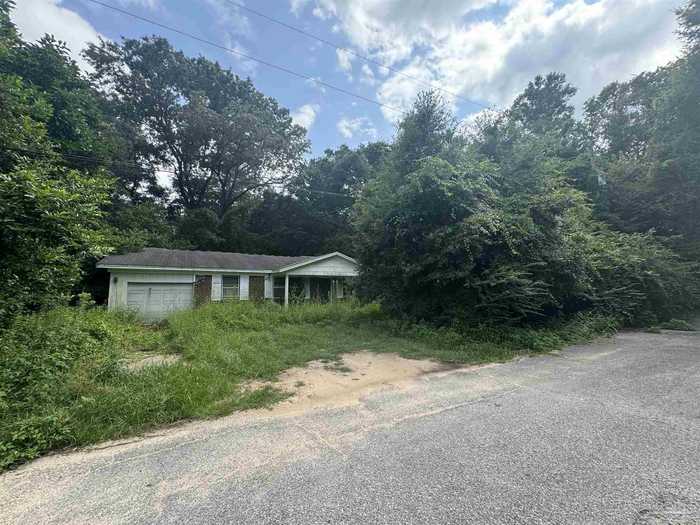 photo 2: 1165 Easy St, Pensacola FL 32534