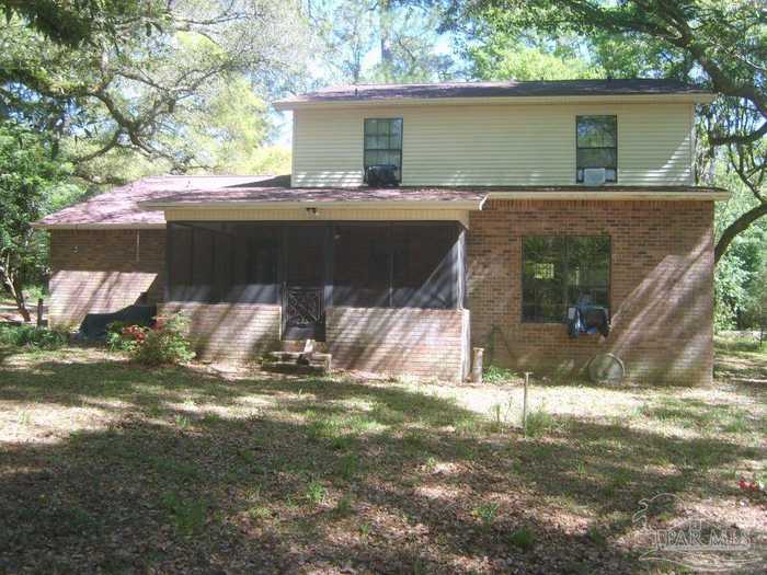 photo 2: 2625 Wilde Lake Blvd, Pensacola FL 32526