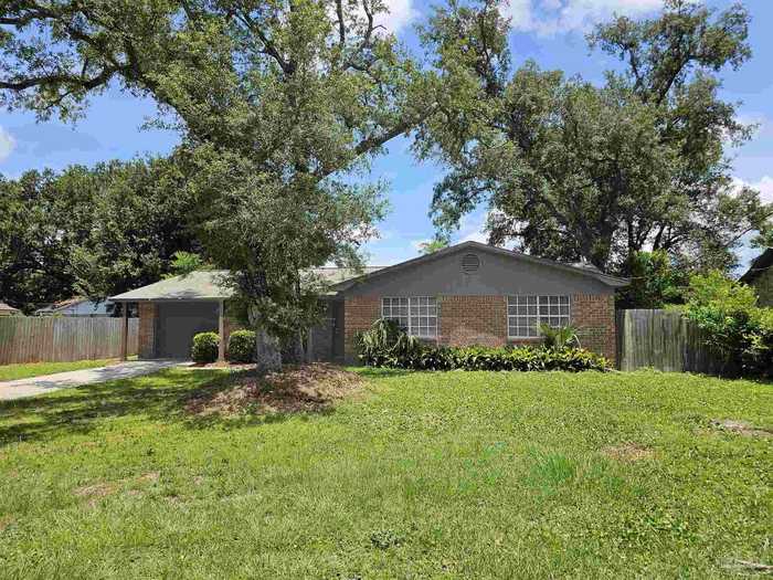 photo 1: 2628 Green Bay Ave, Pensacola FL 32526