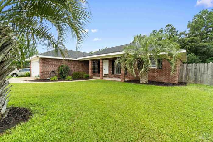 photo 2: 7109 Woodside Rd, Pensacola FL 32526