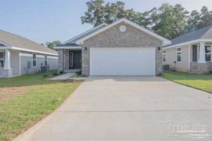 photo 1: 938 Brimwood Cir, Cantonment FL 32533