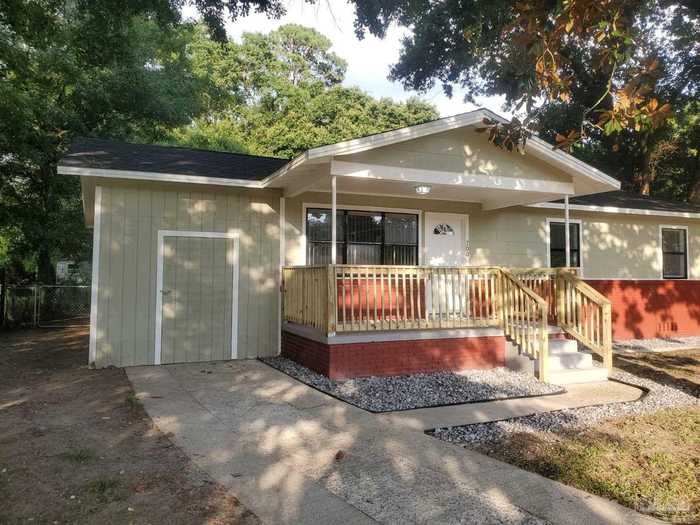 photo 2: 700 N 49th Ave, Pensacola FL 32506