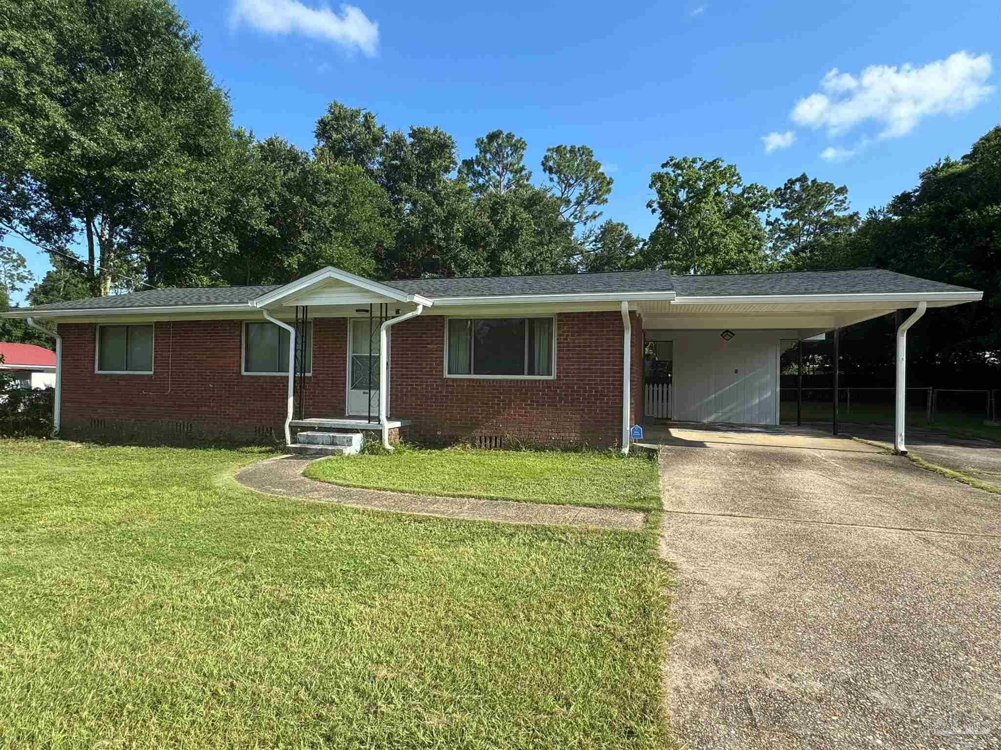 photo 2: 2969 E Kingsfield Rd, Pensacola FL 32534