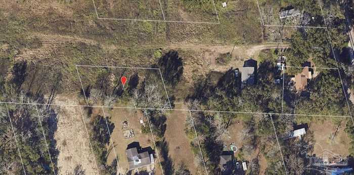 photo 2: 7611 Cobb Ln, Pensacola FL 32534