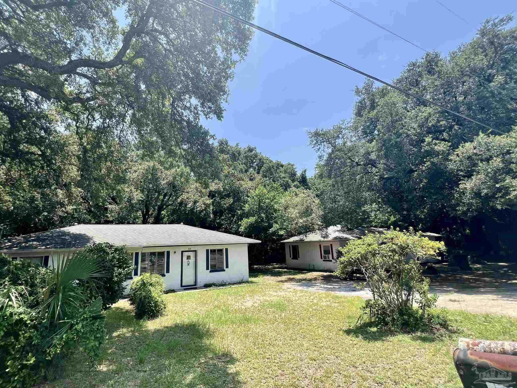 photo 1: 629 Ditmar St, Pensacola FL 32503